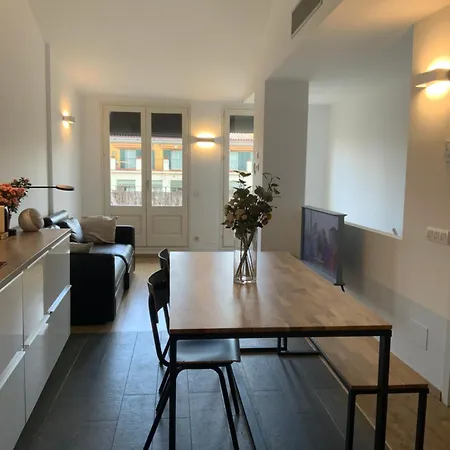 Riverside Duplex Penthouse Lejlighed Girona